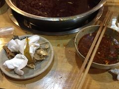 -肖肖酸萝卜鱼火锅(总店)