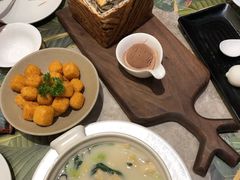 无油鱼汤煮食蔬-大树餐厅(红旗街万达店)