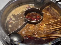 -佰人王串串香火锅(洋珠巷店)