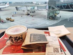 -肯德基(成都机场T2到达精选店)