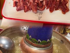 -毛辣果·贵州红酸汤牛肉火锅(西单店)