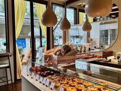 -VERIE BAKEHOUSE