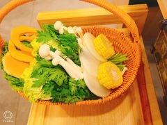 -椰子湾·海南火锅·糟粕醋·椰子鸡(正大广场店)