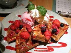 -Lia Cafe Bar Restaurant松山咖啡屋