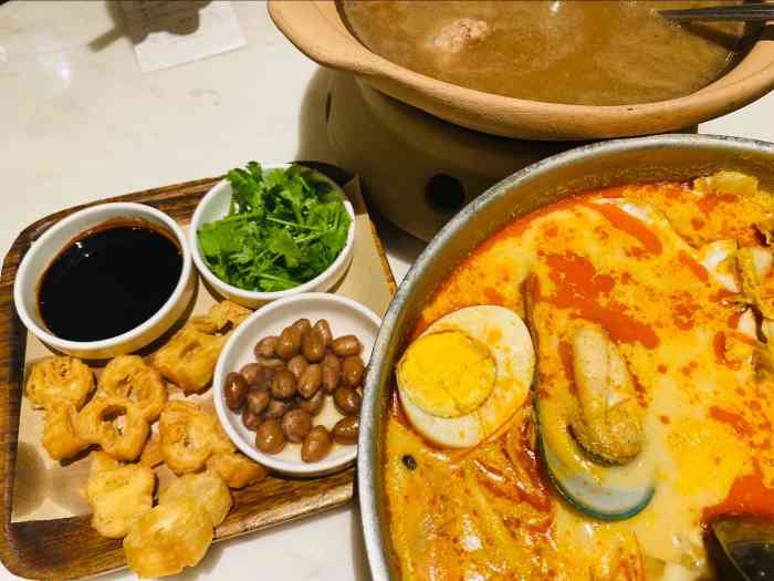 82体我觉有78个菜稍稍踩雷了,两个人点了四97大菜