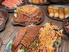 -巴卤社老火锅(财富店)
