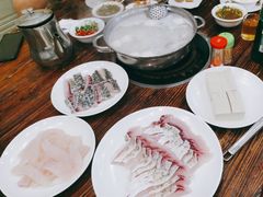 -正能量脆肉鲩火锅