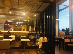 -肯德基(成都机场T2到达精选店)