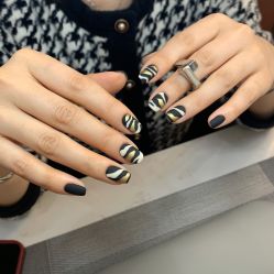 -HUII NAIL绘京美甲美睫会馆
