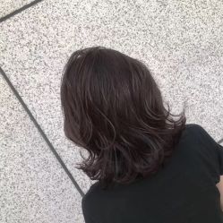 -侨治发型