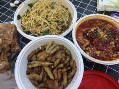 -吴记酱骨炖菜馆(西大直街店)