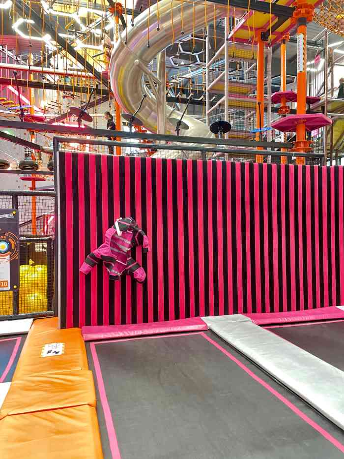 dojump蹦床公园(悦方id mall店)