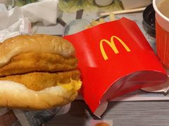 -麦当劳(军博店)