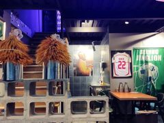 -京狮炙燥·精酿烧烤(首经贸店)