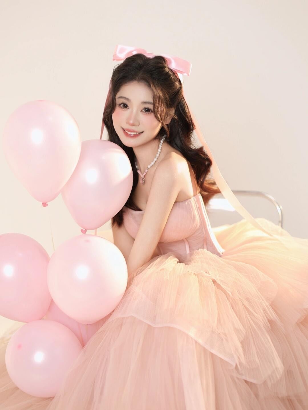 应该没有人不喜欢粉色少女的生日写真吧