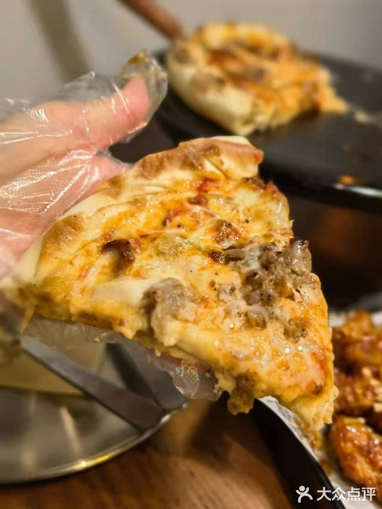 瀑布般的芝士！芝士控一定要试这家pizza哈