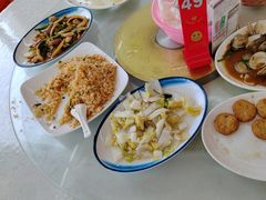 -红月湾海鲜饭店•沙滩海景(双月湾店)