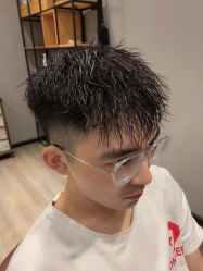 -藤野造型·专业烫染店