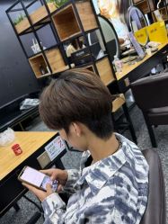 -藤野造型·烫·染发型设计店