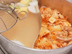 -左庭右院鲜牛肉火锅(环球港店)