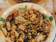 -拈签一笑黄牛肉辣卤串串