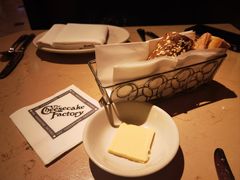 -The Cheesecake Factory 芝乐坊餐厅(王府中環店)