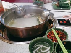 -润园四季椰子鸡火锅(海上世界店)