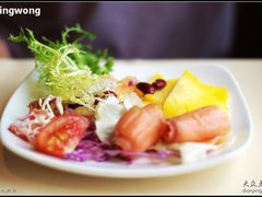 烟熏三文鱼-珀丽酒店-协奏坊餐厅