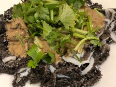 -黑八私房老北京炸酱面