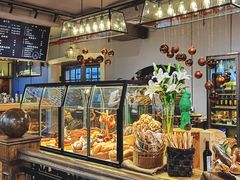 面包甜点陈列柜-秋林西餐厅(总店)