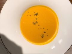 奶油南瓜汤-Primo·丽莫意大利窑烤披萨