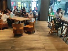用餐区-星巴克臻选(周浦万达店)