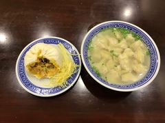 小馄饨-孟家蟹包(锦绣街店)