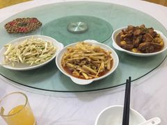 -天乐农家鱼头王(天目湖店)