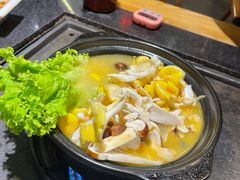 -有一锅·野生菌黑山羊腊排骨火锅(古城北门店)