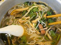 -丽丽三鲜螺蛳粉(田林路店)