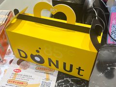 -85度C(生甜甜圈研究工坊·上海平凉店)