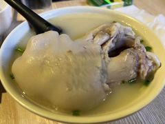 -雷祖芳老妈蹄花店