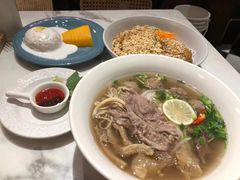 -臻爱住家月嫂育儿嫂(万达店)
