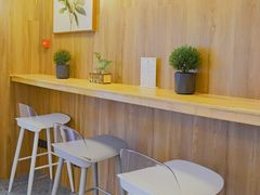 -香草山咖啡店·外教英语角·自习室(盛世商都店)