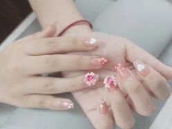 -尤米一站式美甲美睫
