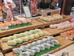 -大中华希尔顿酒店-念自助餐·嗨啤·小龙虾