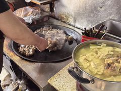 -二七友名焖子铺