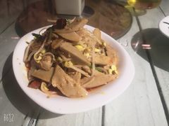 -陈熹公民族美食文化餐厅(中华广场店)