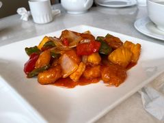 菠萝咕噜虾球-衡山汇·高级粤菜(霄云路店)