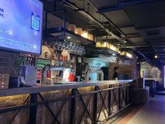 -麦凯伦烧烤·精酿超级工厂店(金桥总店)