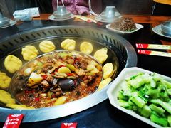 -屈夫人地锅鸡(南充店)