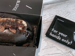 黑色甜点-BLATAGE COFFEE