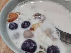 椰皇仙女露-堂屋糖水店(愚园店)