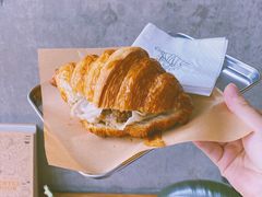 可颂包烧卖-不正咖啡(万达尊店)